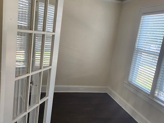 3rd image of 192 Canfield Ave #1