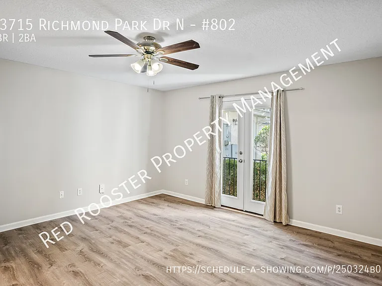 13715 Richmond Park Dr N #802 — Photo 11