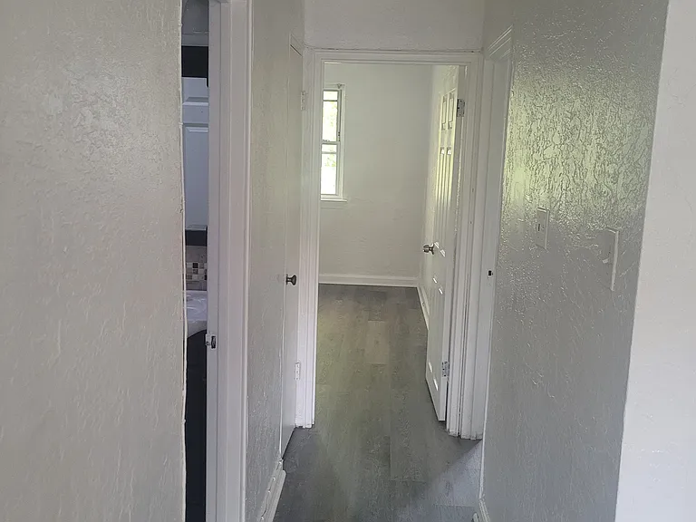 6135 1/2 Old York Rd #B — Photo 6
