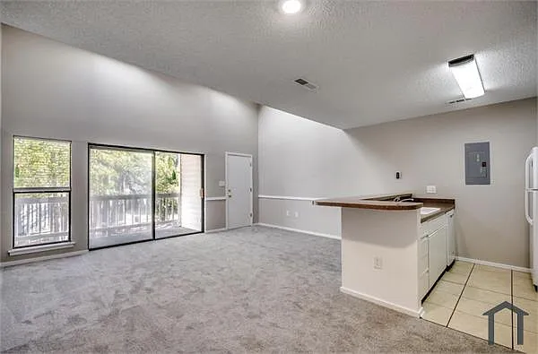 4466 Little River Dr #INN-906 — Photo 9