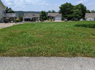 92 S Shining Mountain Dr, Cape Fair, MO 65624