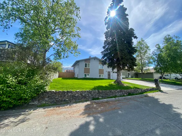 1640 Brink Dr, Anchorage, AK 99504