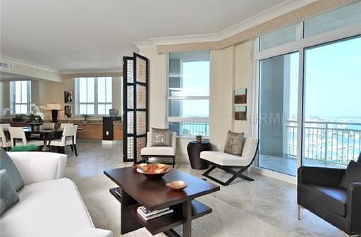 4th image of 1350 Main St Unit 1604