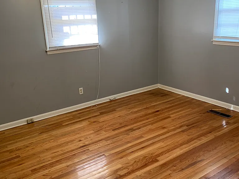818 W Gordon Ave — Photo 4