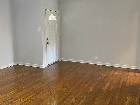 Living room entrance 