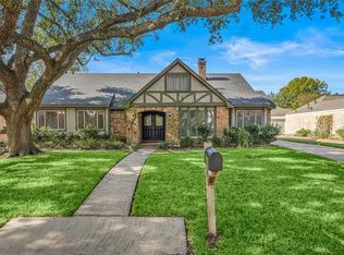 2911 Stetson Ln, Houston, TX 77043