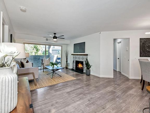 2nd image of 9751 Mesa Springs Way Unit 118