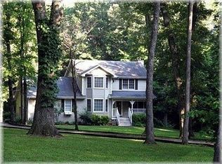 889 Thompson Rd, Pegram, TN 37143