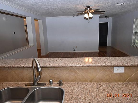 5th image of 116 Easton Glen Ln