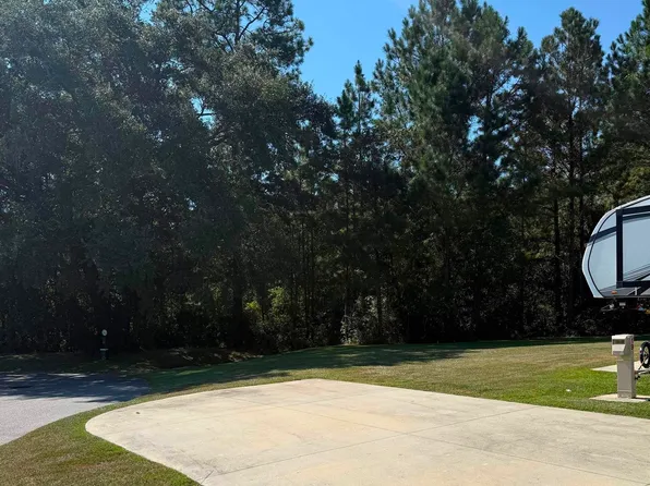 19558 County Road 8 #19, Gulf Shores, AL 36542