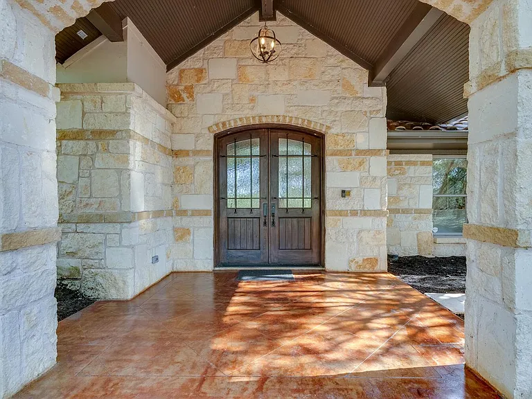 813 Moonlight Bay Dr — Photo 2