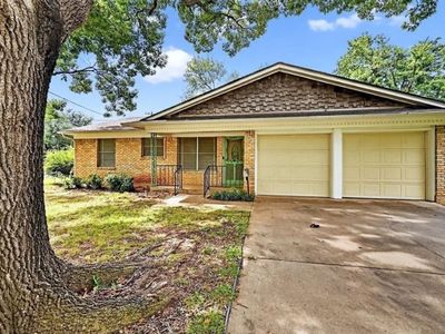 1402 Hillcrest Dr, Sherman, TX, 75092