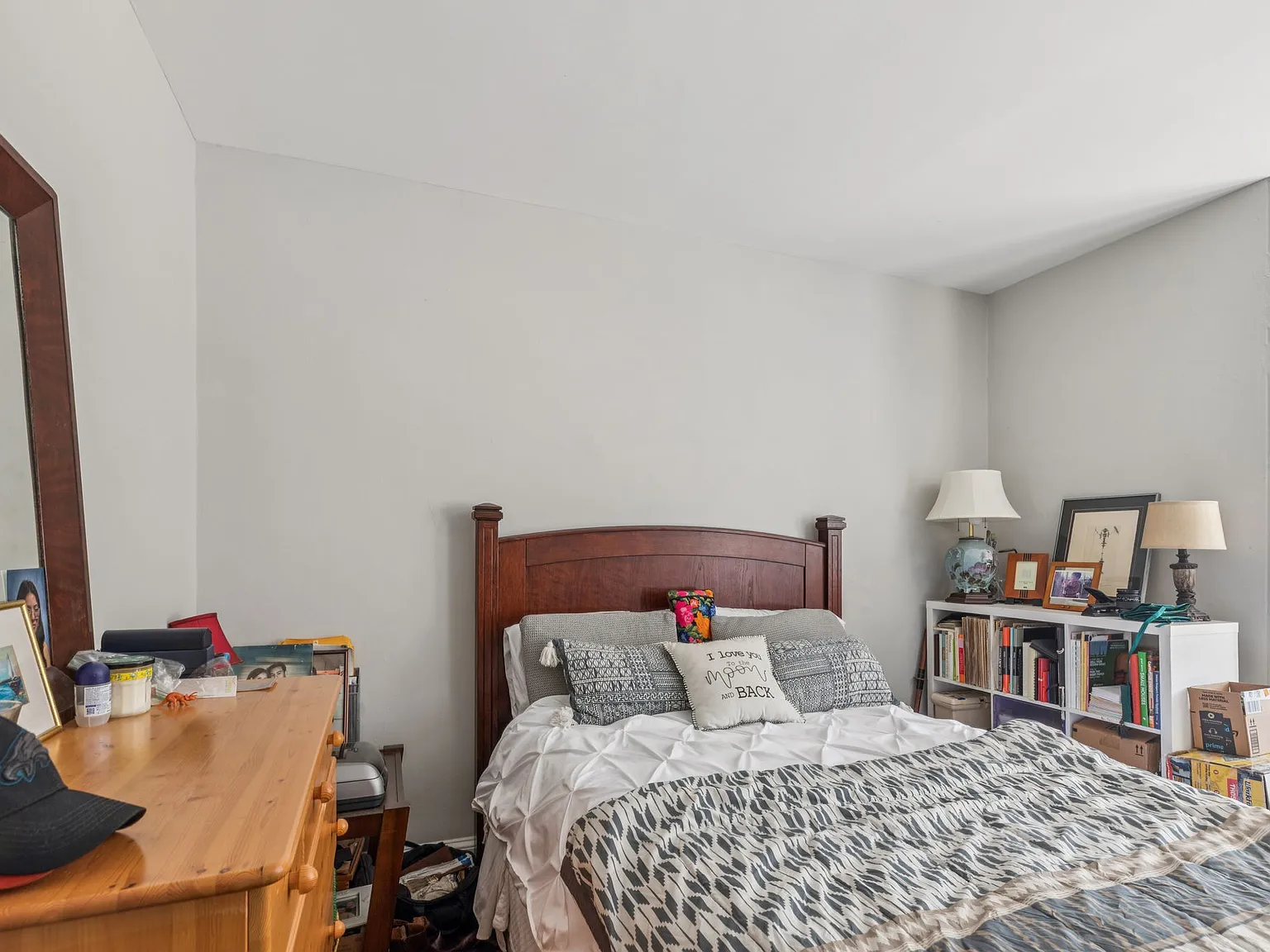 2 bed, 950 sqft, $1,550 — Photo 3