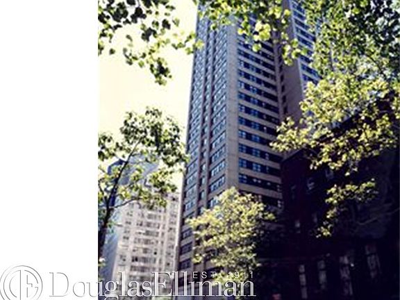 4th image of 560 3rd Ave #21A