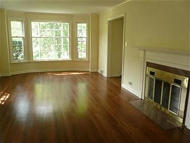 3rd image of 2303 S Belvoir Blvd