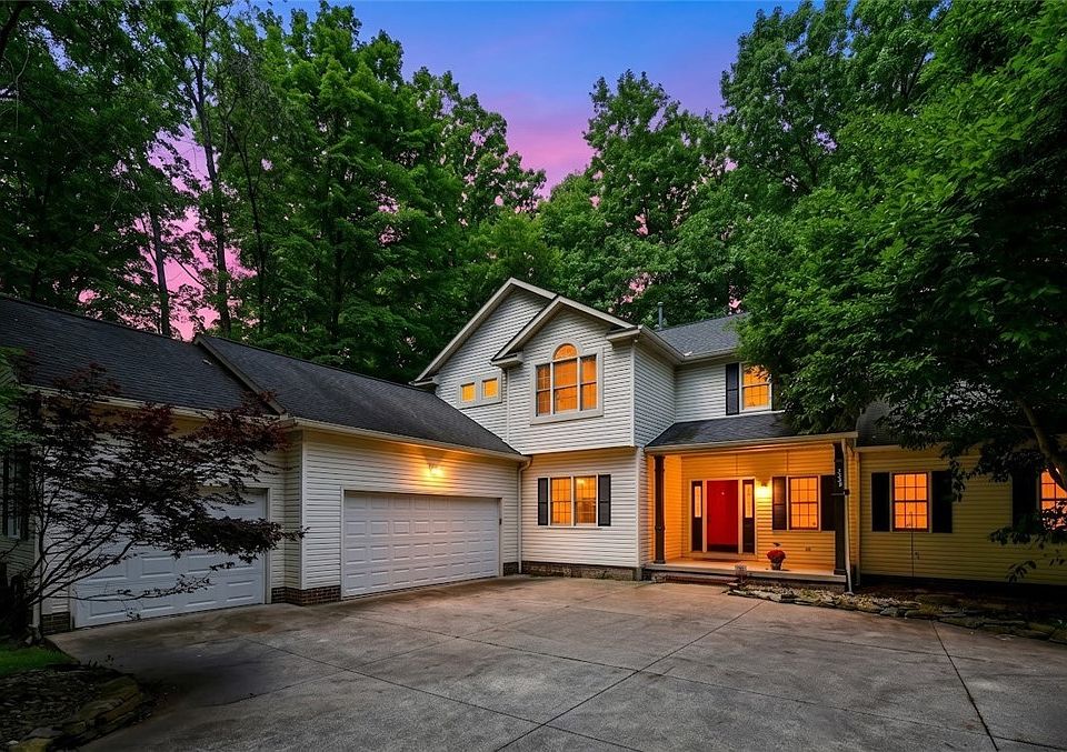 1st image of 3338 Blessing Ln