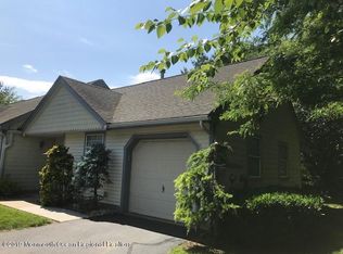81 Poplar Pl, Freehold, NJ 07728