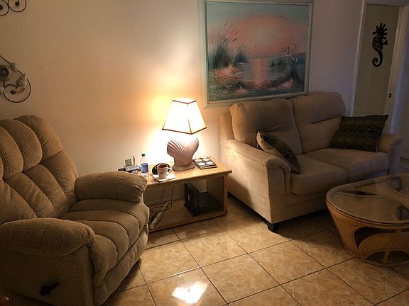5th image of 200 Saint Lucie Ln APT 402