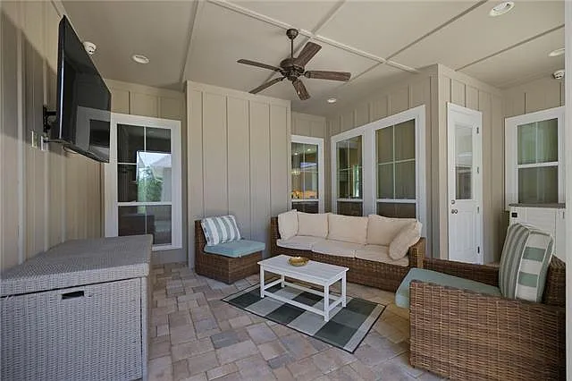 1029 Spring Haven Ln — Photo 26