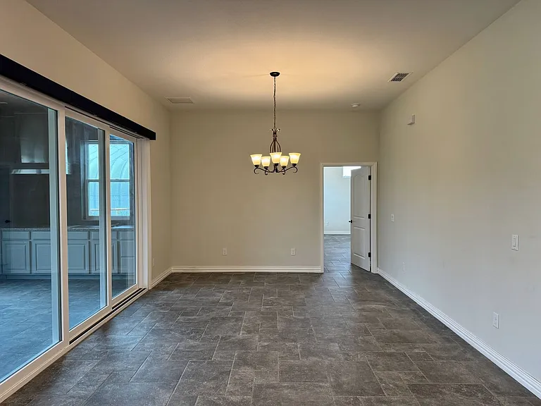 8 Gilbert Rd — Photo 18