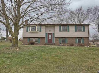 13 N Old Stonehouse Rd, Carlisle, PA 17015