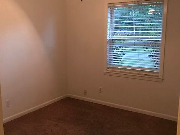 2nd image of 1417 Camelia Dr