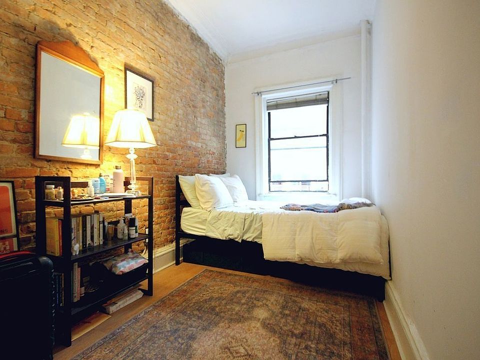 2nd image of 37 E 29th St #1A