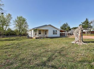 2329 Tecumseh Rd, Blanchard, OK 73010