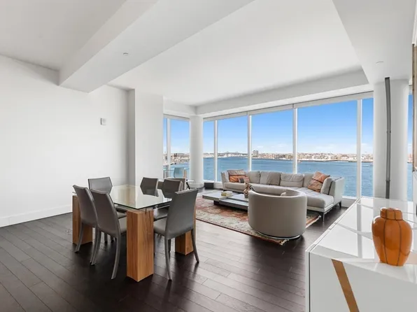 22 Liberty Dr Unit 8F, Boston, MA 02210
