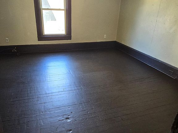 2nd image of 714 Jamison Ave SE #B