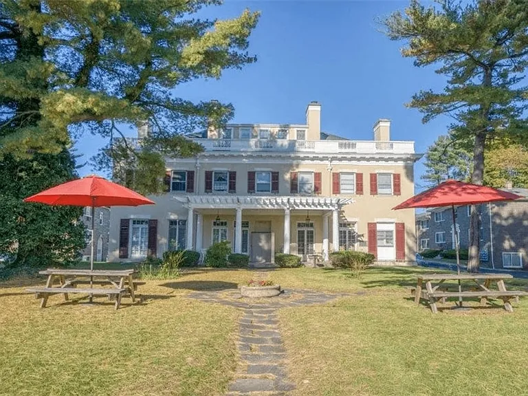 Chestnut Mansion LLC — Photo 8
