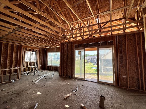 2nd image of 1201 Oak Valley Cir