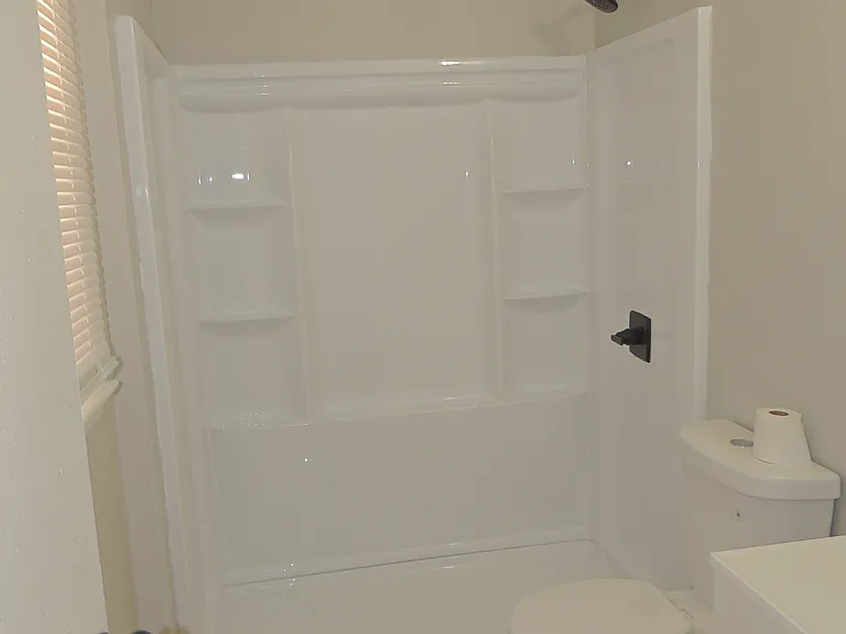 5200 Mawood Ave — Photo 2