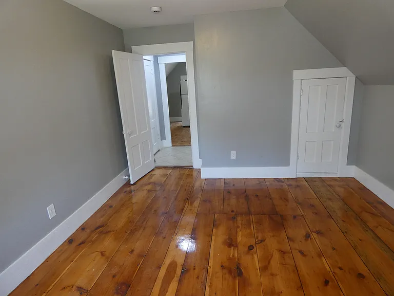 94 Maple St #3 — Photo 5