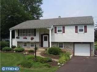 2153 E Cedarville Rd, Pottstown, PA 19465