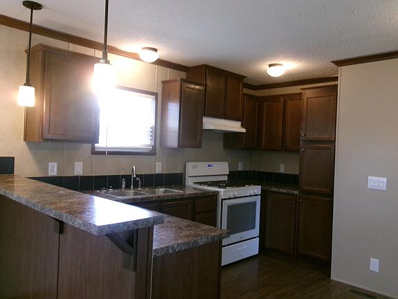3rd image of 1508 S Maple St