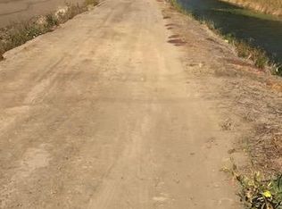 9501 W Walnut Grove Rd, Thornton, CA 95686