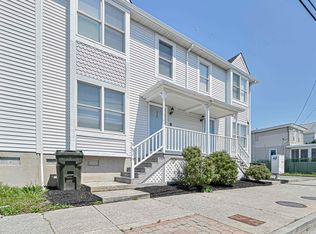 325 Beach Ave, Atlantic City, NJ 08401