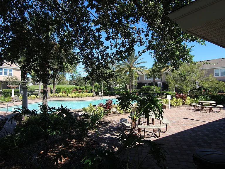 1020 Berkman Cir — Photo 19