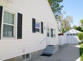 4th image of 1515 E Stratford Ave