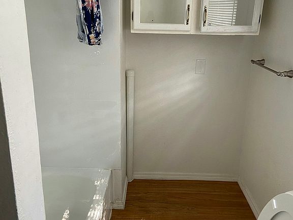 3rd image of 3635 Oregon Ave #2F