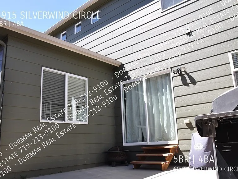 6915 Silverwind Cir — Photo 30
