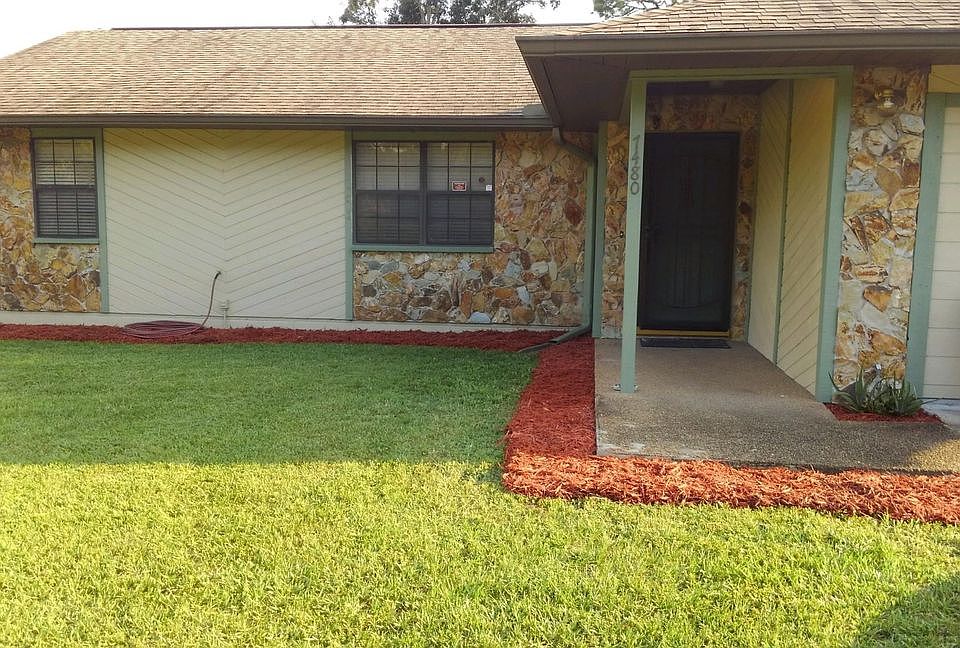 1st image of 7480 SE 112th Ln