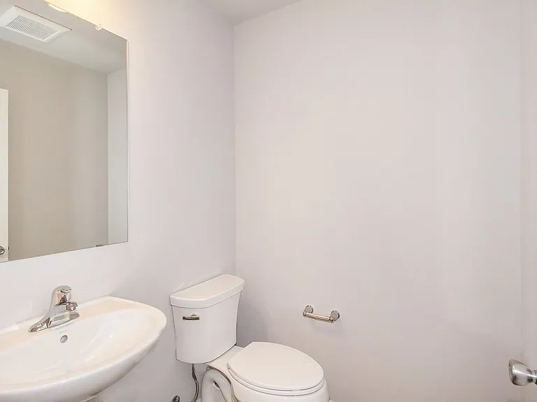 225 Wildflower Dr — Photo 15