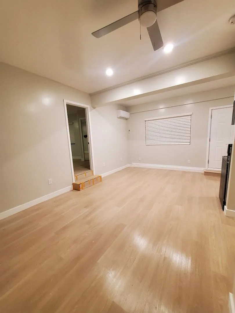 1 bed, 1.0 bath, 700 sqft, $1,925 — Photo 4