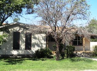 807 N 9th St, Alpine, TX 79830