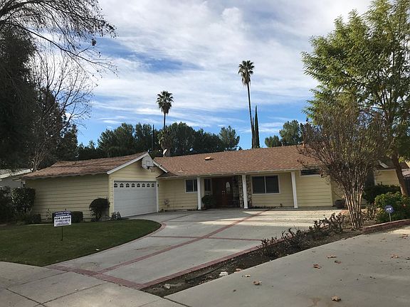 2nd image of 5531 Dubois Ave
