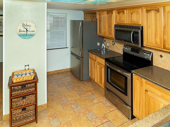 4th image of 4400 Gulf Blvd APT 309