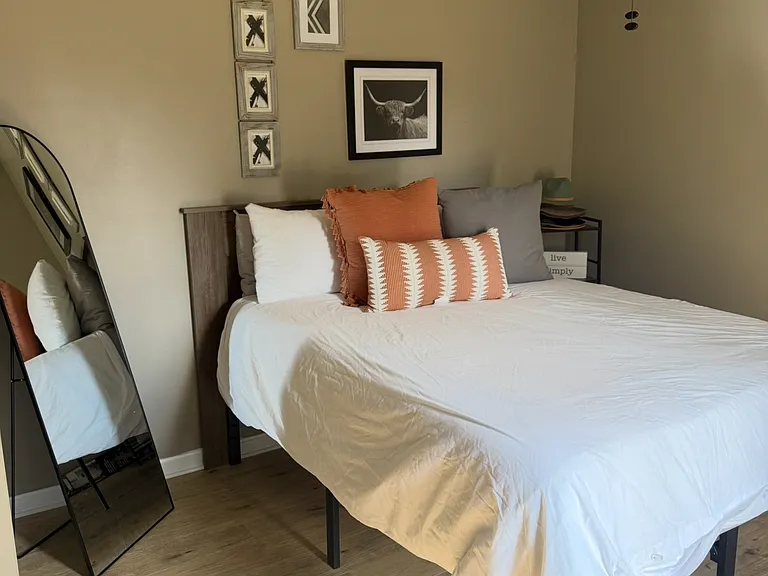 1013 Clerkenwell Rd — Photo 26