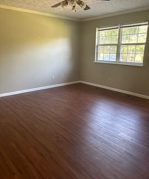 413 N Church St #6 — Photo 5